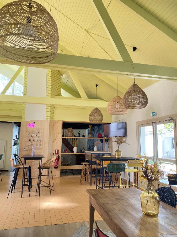 Greet Hotel Villeneuve La Garenne - Renove Екстериор снимка