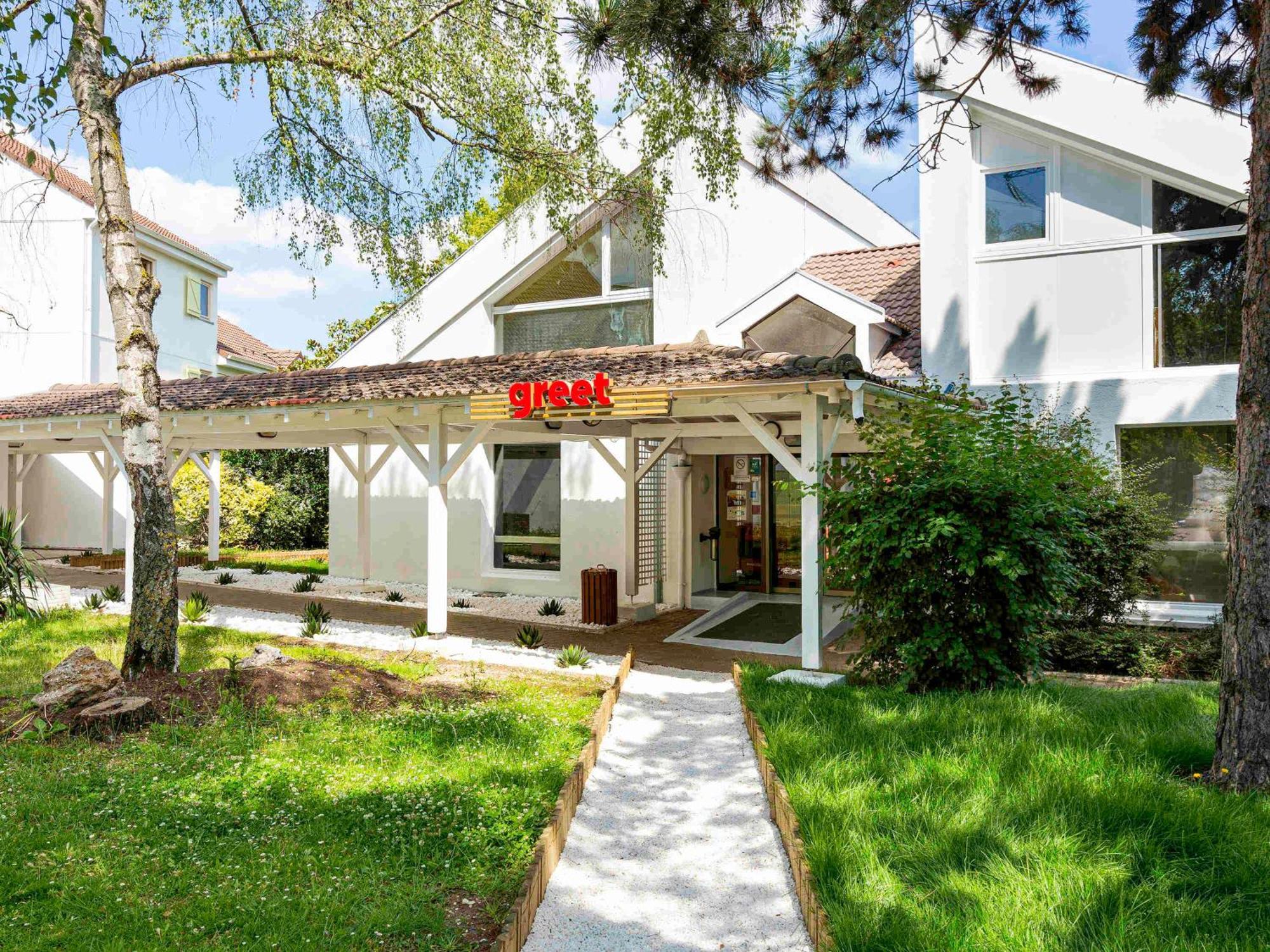 Greet Hotel Villeneuve La Garenne - Renove Екстериор снимка