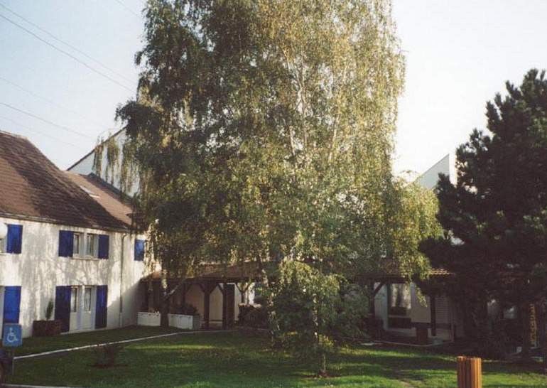 Greet Hotel Villeneuve La Garenne - Renove Екстериор снимка